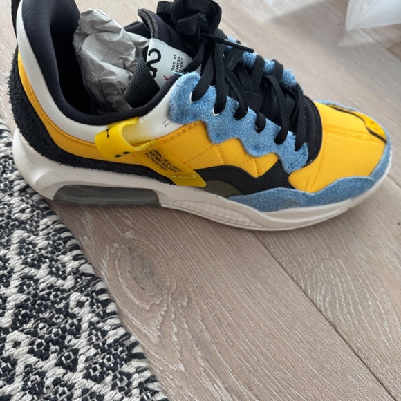 Jordan MA2 “University Gold” - Picture 2 of 8